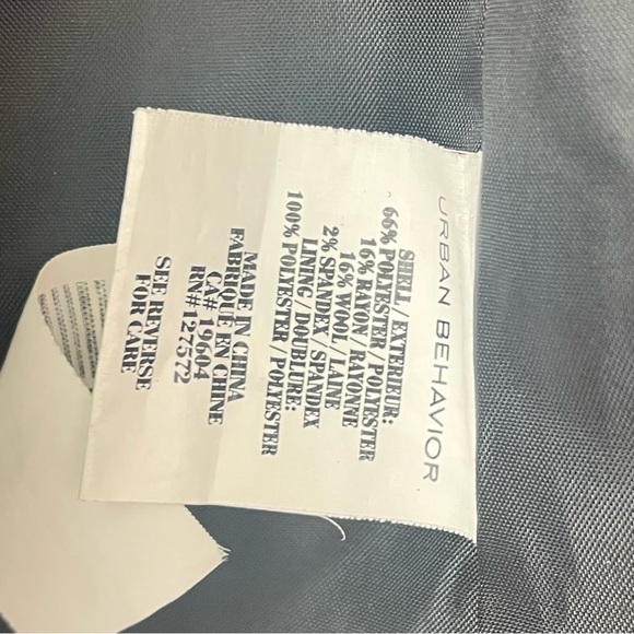 URBAN BEHAVIOR BLACK SHOULDER PADS BLAZER SIZE S - Picture 5 of 10